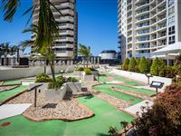 Mini Golf Course - Mantra Twin Towns